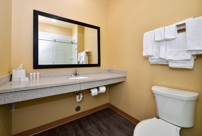 La Bonita Inn & Suites - Crane Bagian luar foto